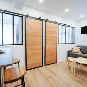 Cosy 4 People Near Montmartre And Opera , París Francia
